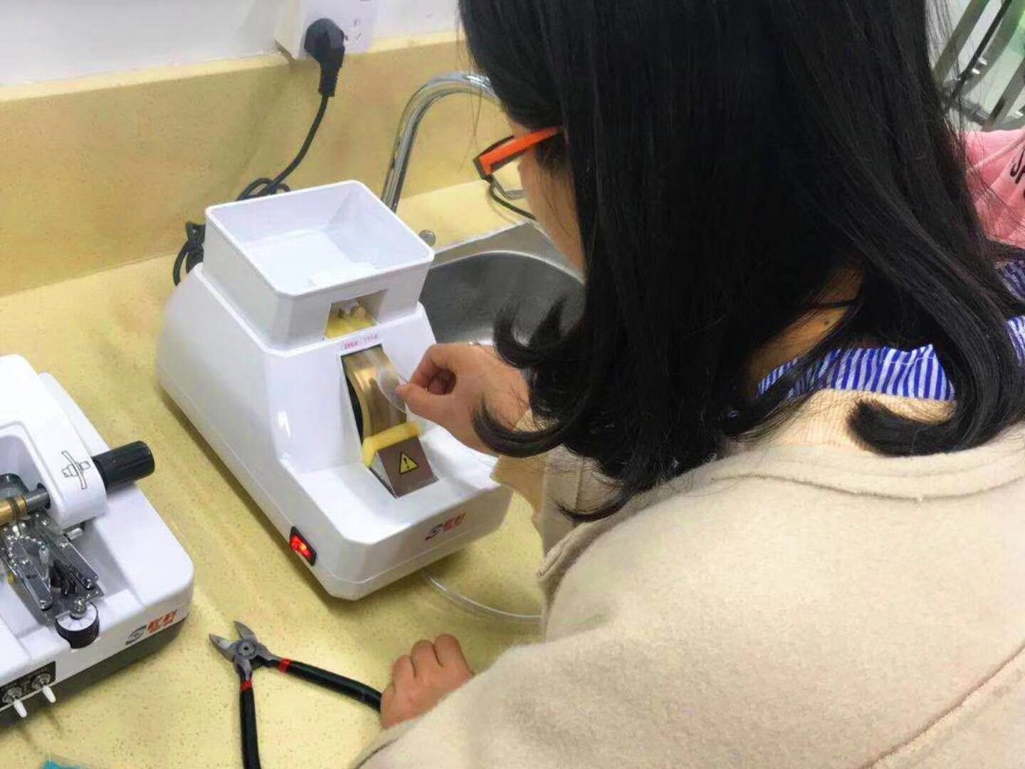 眼鏡定配工培訓(xùn)