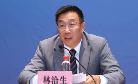 教育部介紹近視防控實施方案政策亮點、重大部署和貫徹落實情況