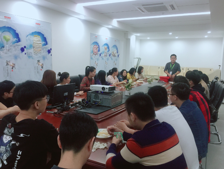 深圳視普泰第四屆驗(yàn)光師定配工培訓(xùn)班順利畢業(yè)！??！