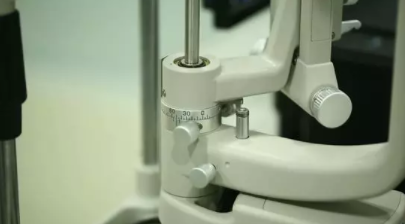 深圳視普泰眼視光培訓(xùn)學(xué)校：裂隙燈彌散投照法規(guī)范操作