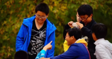 南昌多部門聯(lián)合出招：明確家庭、學(xué)校、醫(yī)療機(jī)構(gòu)責(zé)任，近視防控動真格