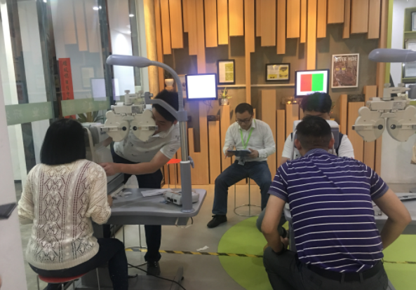 深圳視普泰第六屆驗(yàn)光定配培訓(xùn)班順利畢業(yè)