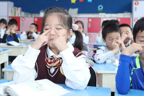 全國綜合防控兒童青少年近視專題網(wǎng)頁在教育部門戶網(wǎng)站上線