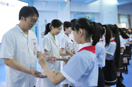 科學(xué)防控兒童青少年近視，我們共同努力：四川省預(yù)防近視公益廣告片上線