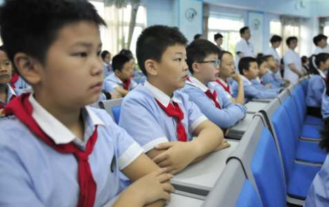 科學(xué)防控兒童青少年近視，我們共同努力：四川省預(yù)防近視公益廣告片上線