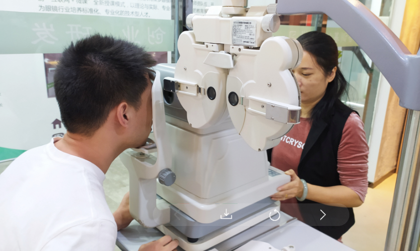 深圳視普泰第九屆驗光定配培訓學員順利畢業(yè)?。?！