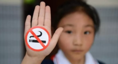 中國(guó)男性青少年吸煙率達(dá)34%：吸煙不僅影響心血管系統(tǒng)，還損害視力